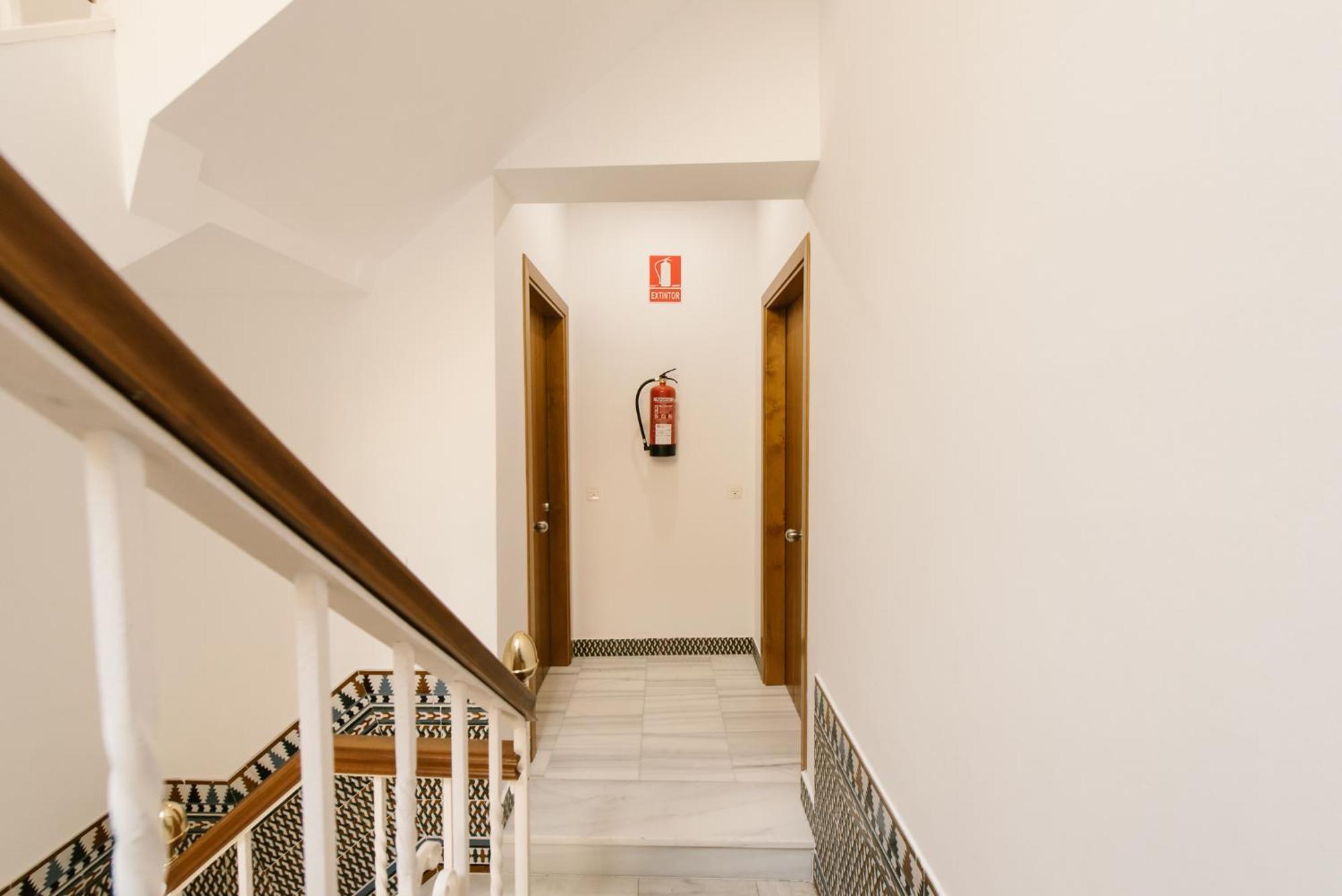 T2, Tirso De Molina, Apartamento Luminoso Y Tranquilo セビリア エクステリア 写真