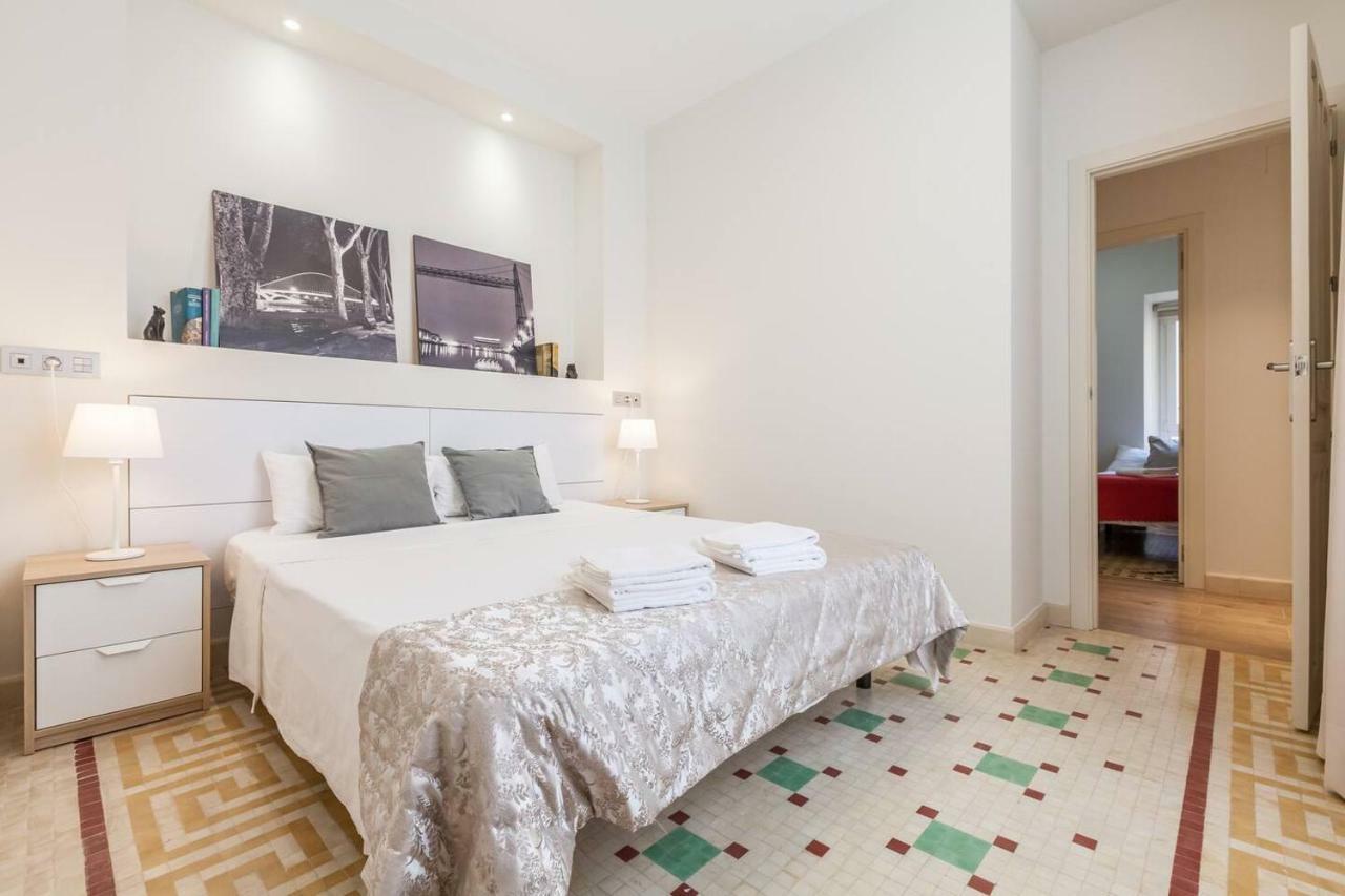 T2, Tirso De Molina, Apartamento Luminoso Y Tranquilo セビリア エクステリア 写真